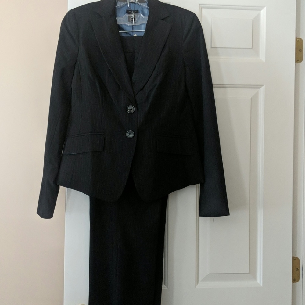 Ann Taylor Women's Suit